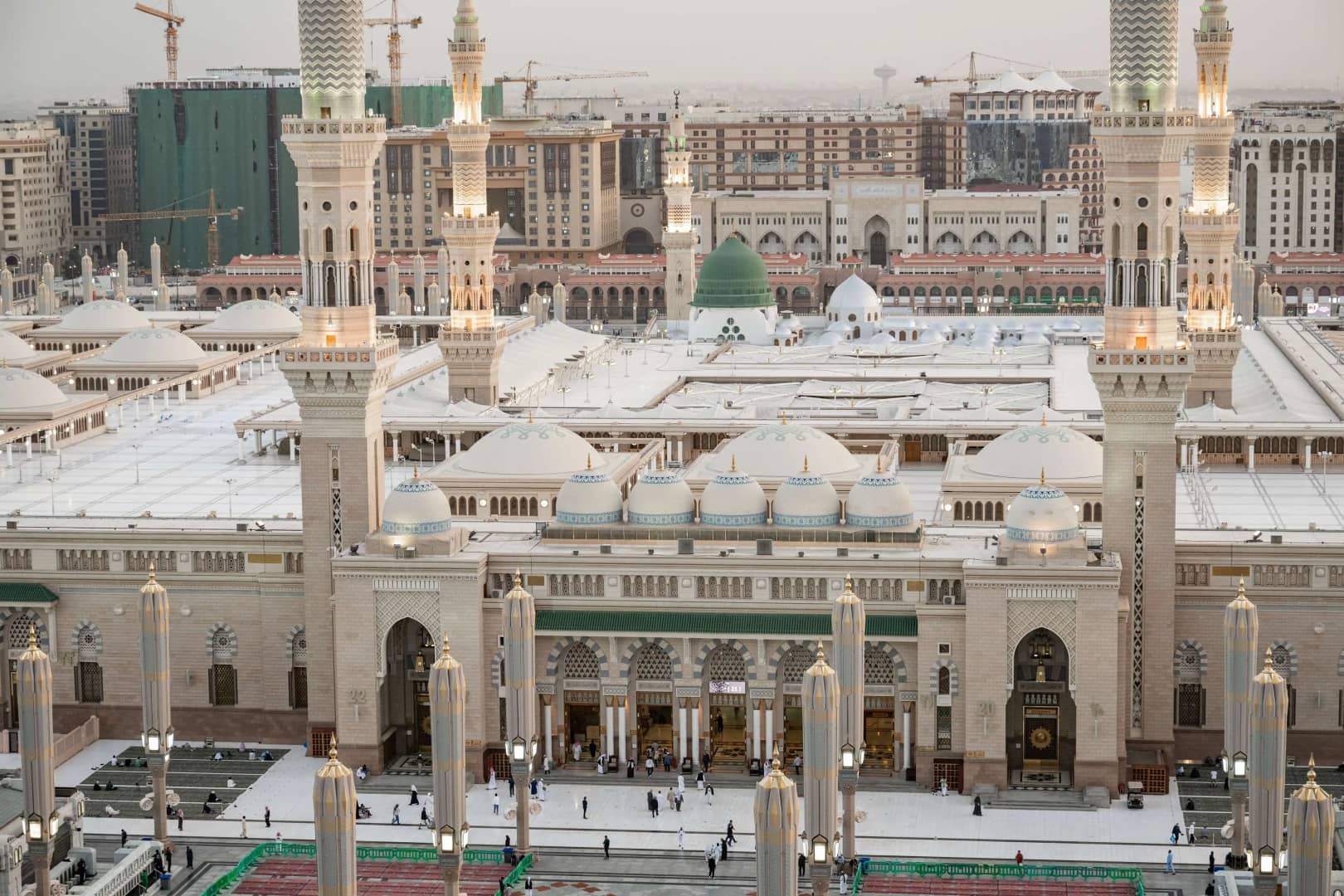 فندق المدينة هيلتون